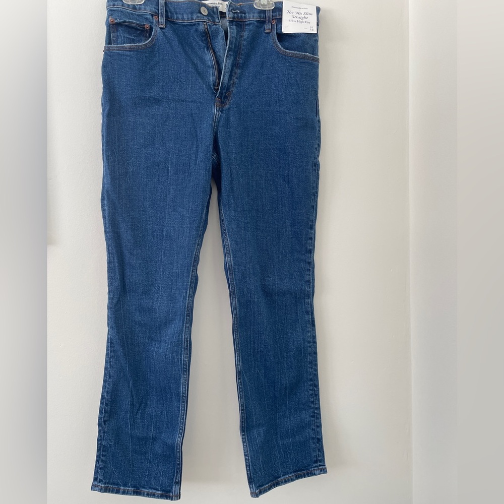 ABERCROMBIE Straight Jeans